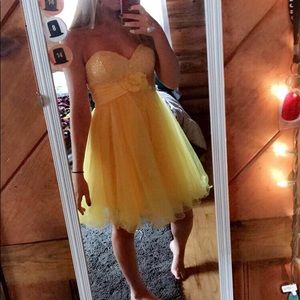 Yellow strapless homecoming dress